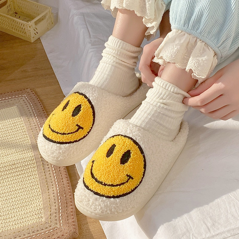 Footwear™ | Hausschuhe mit Smiley