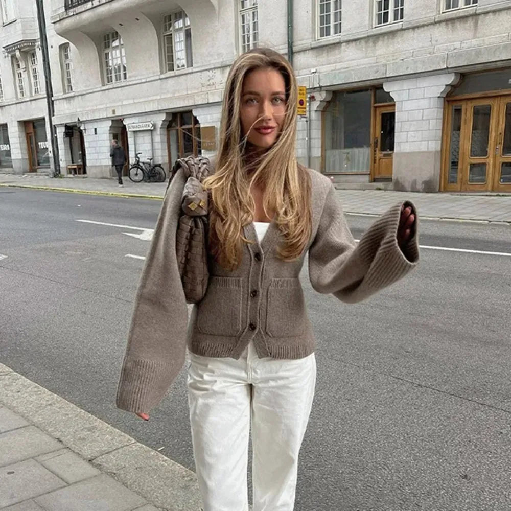 50 % Rabatt | Ivania™ | Damen Strickjacke mit V-Ausschnitt und Knöpfen