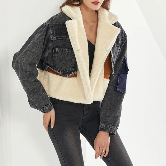 Teresa™ | Damen Patchwork Lammwollmantel mit Denim und Farbkontrasten – Trendige Kurzjacke für den Winter